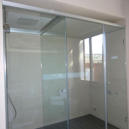 B&Beach Cagliari Guest House Номер фото